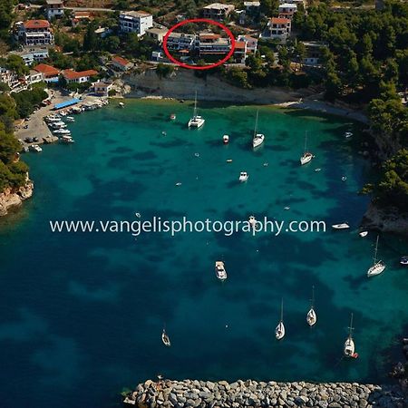 Pension Oniro Votsi  Esterno foto